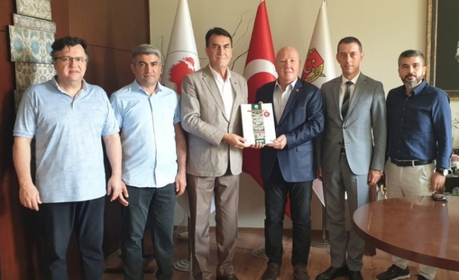 Mustafa Dündar BGC’yi ziyaret etti